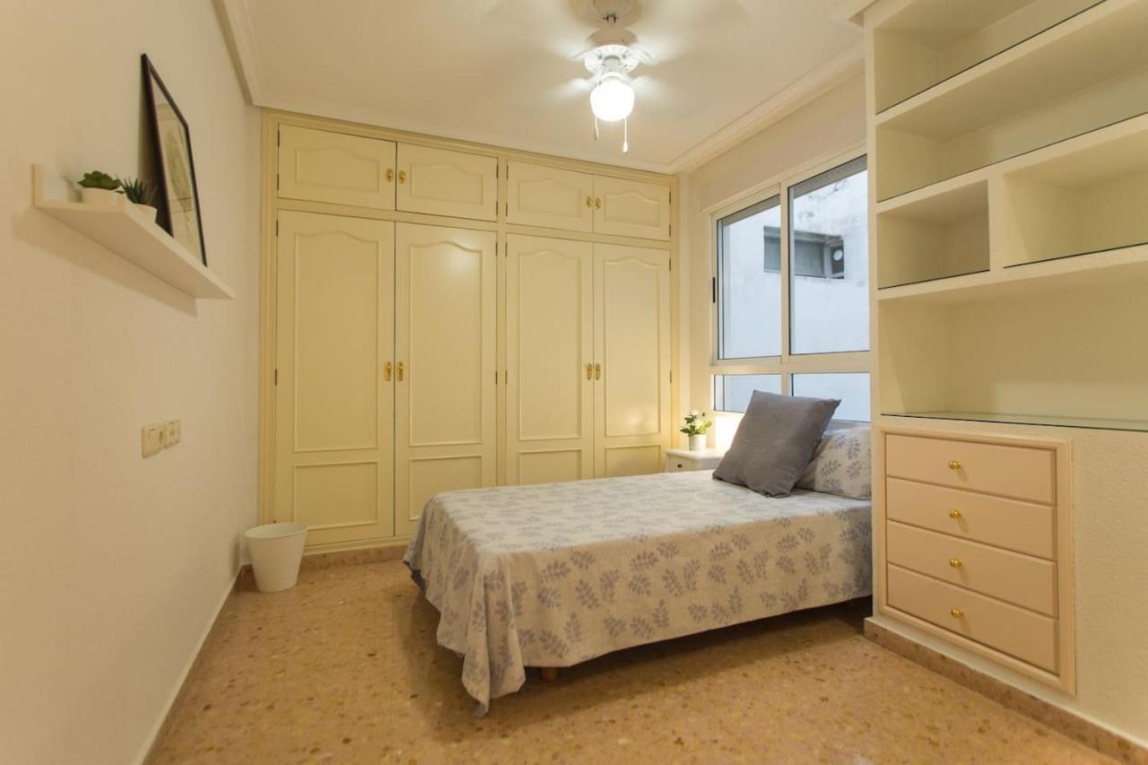 Nice Apartment Close To Mercado Central Alicante Exterior photo